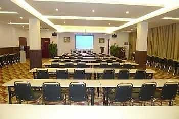 Zhengzhou Youna Hotel Huaihe Road Esterno foto