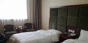 Zhengzhou Youna Hotel Huaihe Road Esterno foto